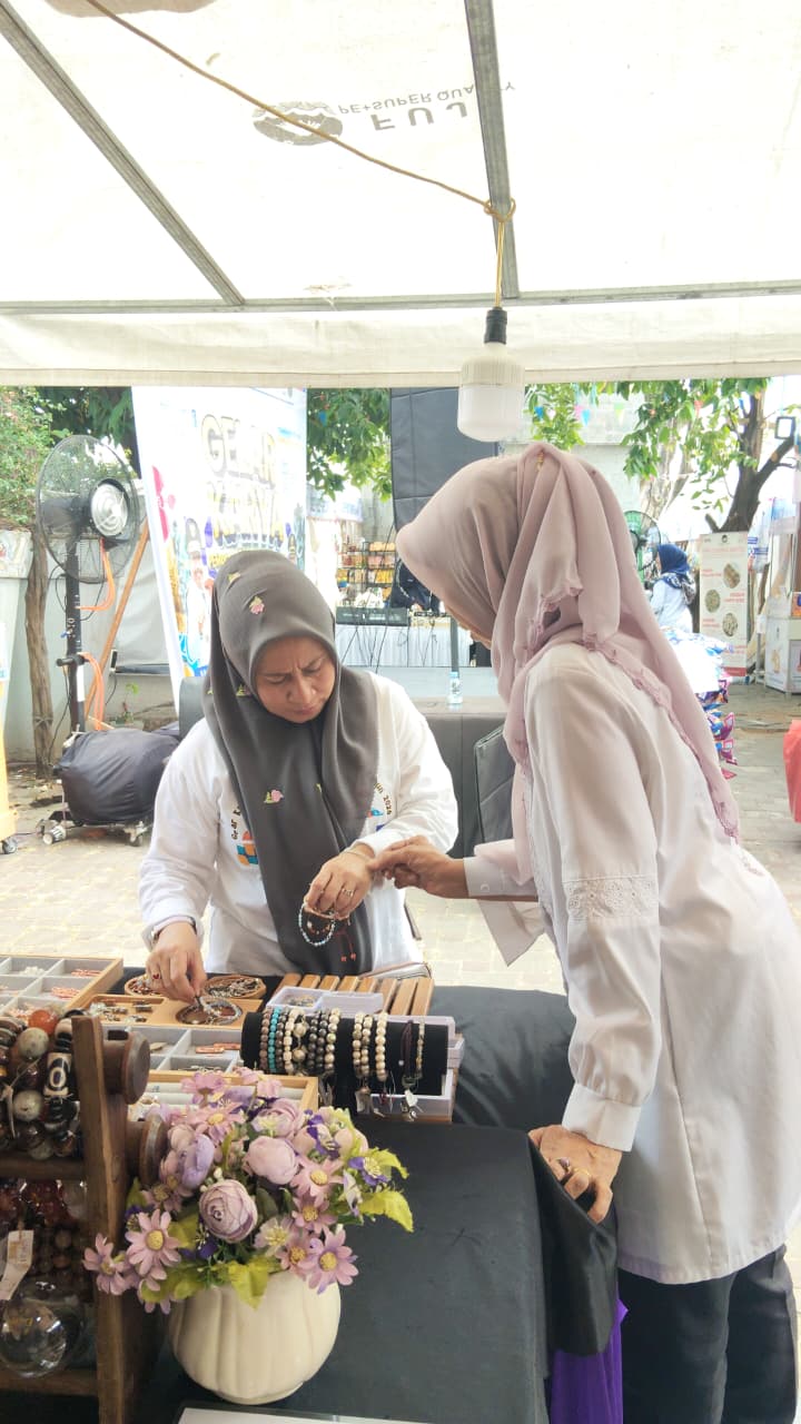 Gelar Karya Pemberdayaan Masyarakat melalui Bazar UMKM di Festival Cisadane 2026